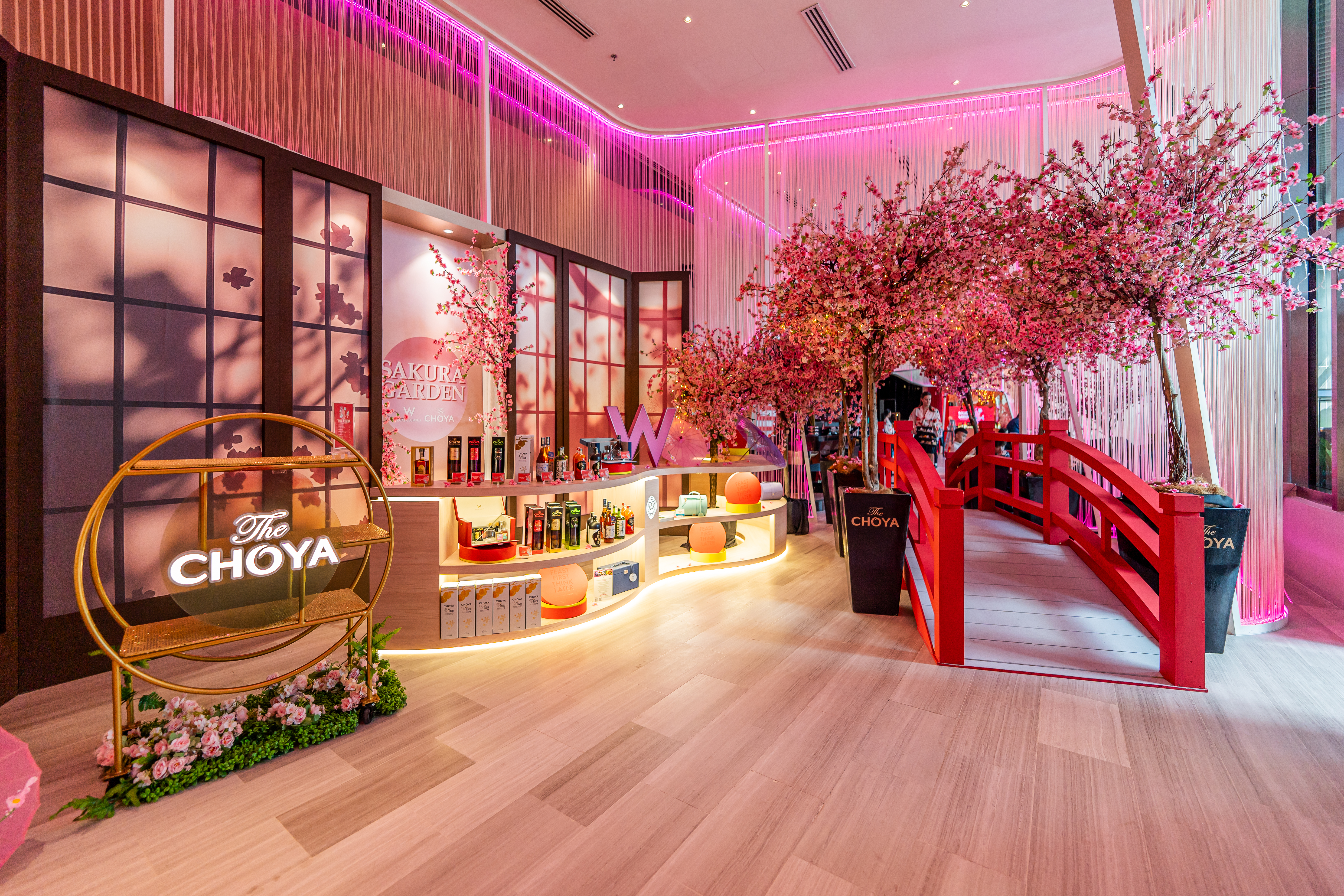W HOTEL:SAKURA GARDEN & THE CHOYA - Image 2